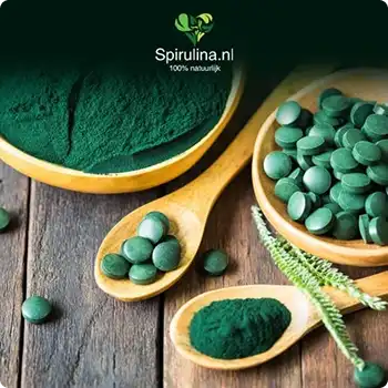 Spirulina tabletten en spirulina poeder